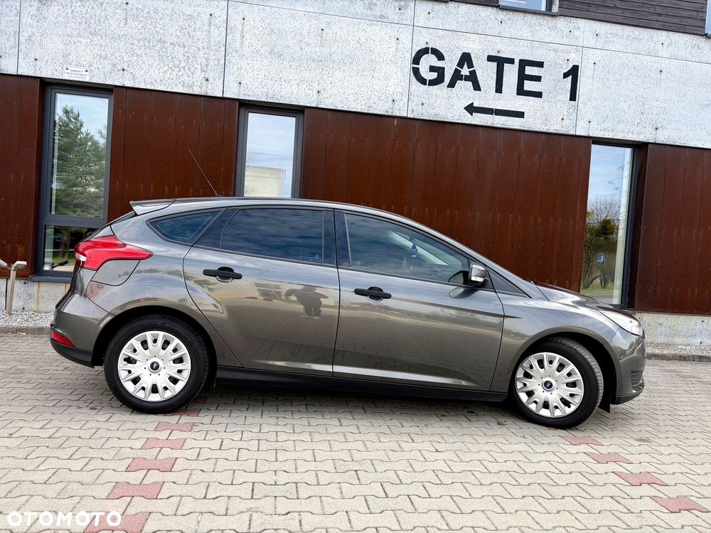 Ford Focus 1.0 EcoBoost 99g Trend - 6