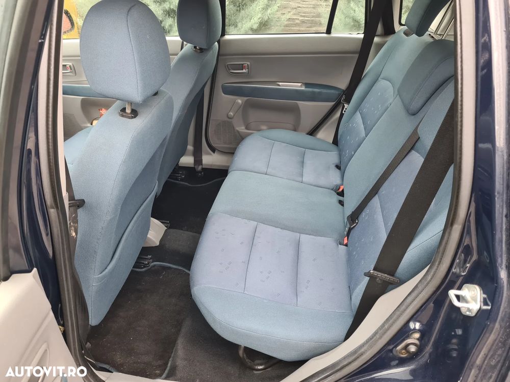 Mazda 2 1.25 Base - 14