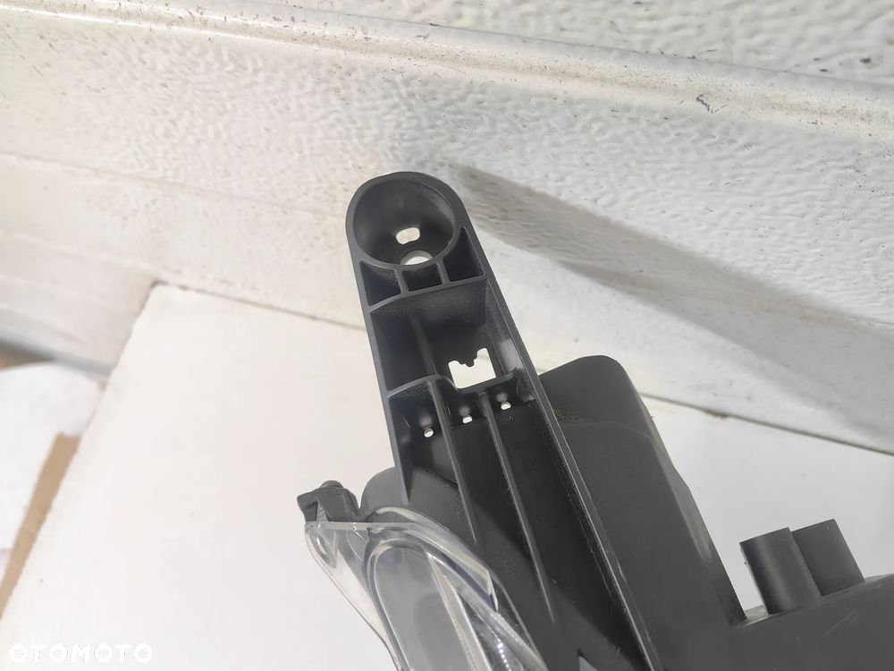 Lampa przednia prawa Nissan Juke II f16 - 3