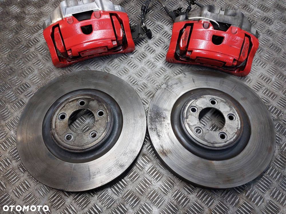 TARCZE HAMULCOWE PRZÓD + KLOCKI + ZACISKI JAGUAR XF X250 5.0 V8 - 2