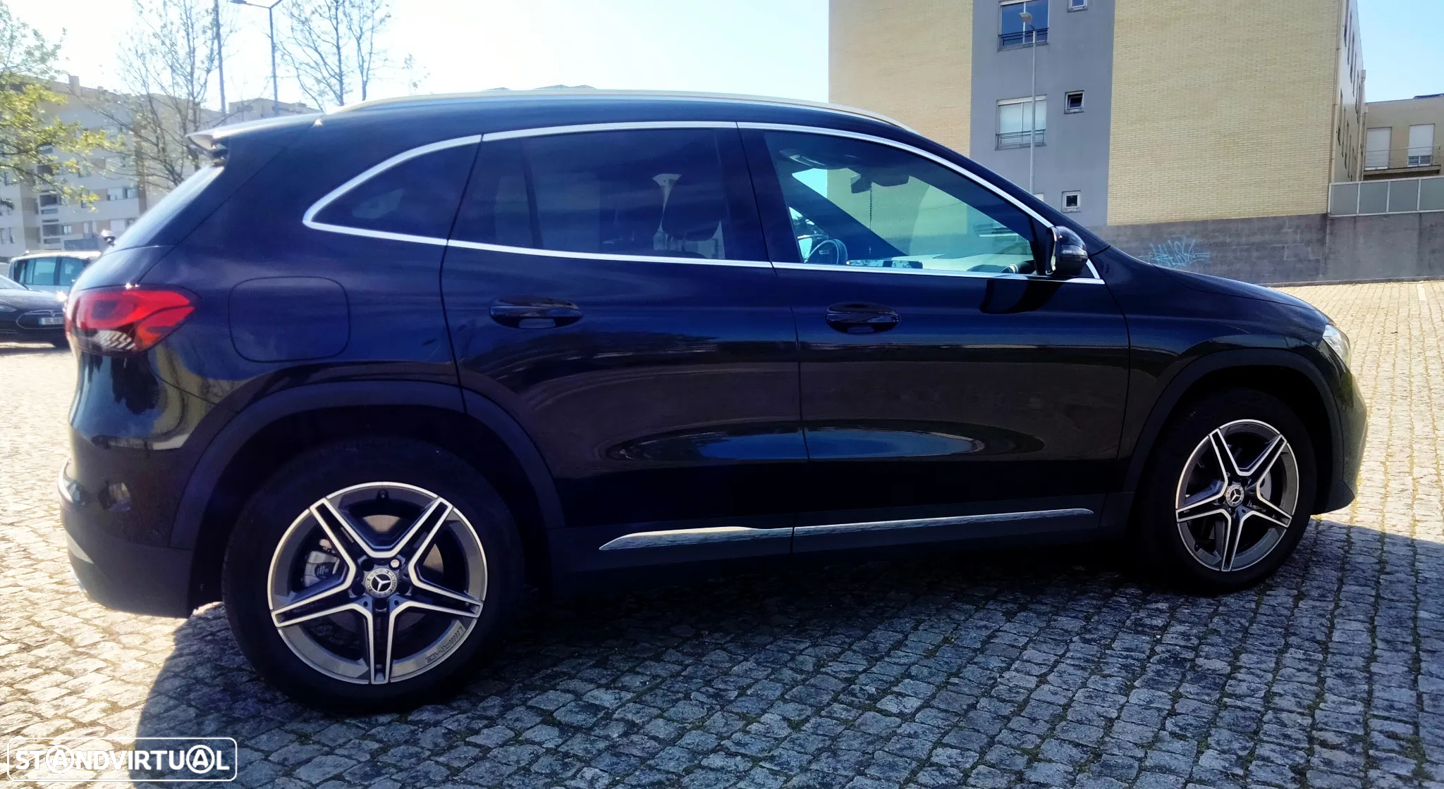 Mercedes-Benz GLA 250 e AMG Line - 24