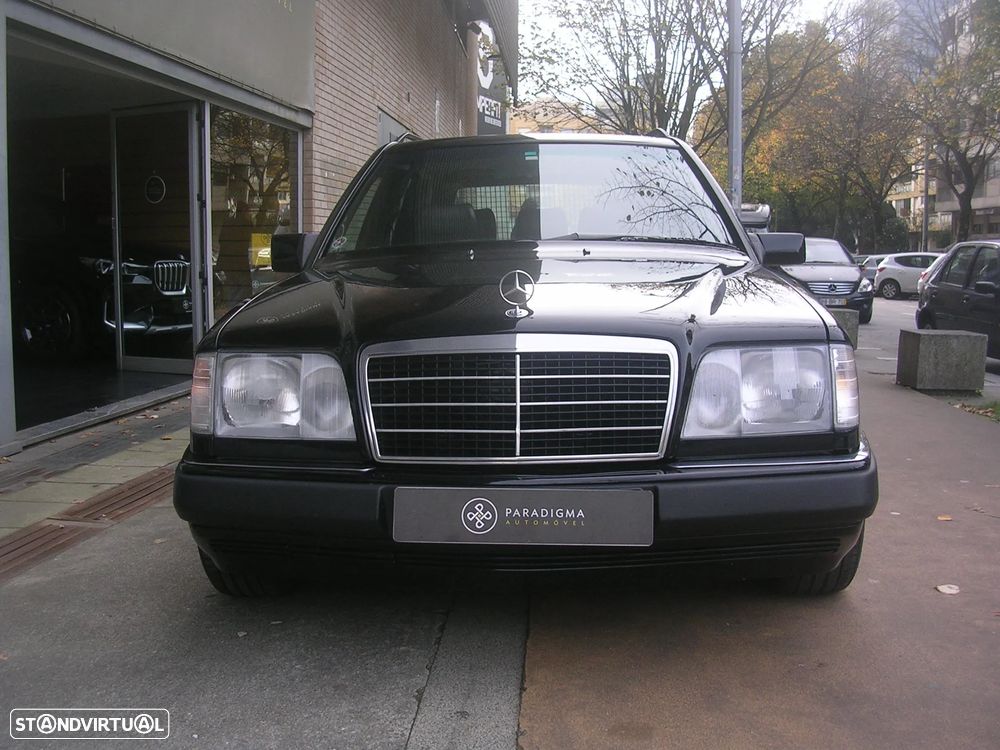 Mercedes-Benz W124 (1984-1997) 300 TE-24 - 3