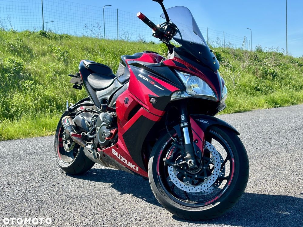 Suzuki GSX 1000 - 1