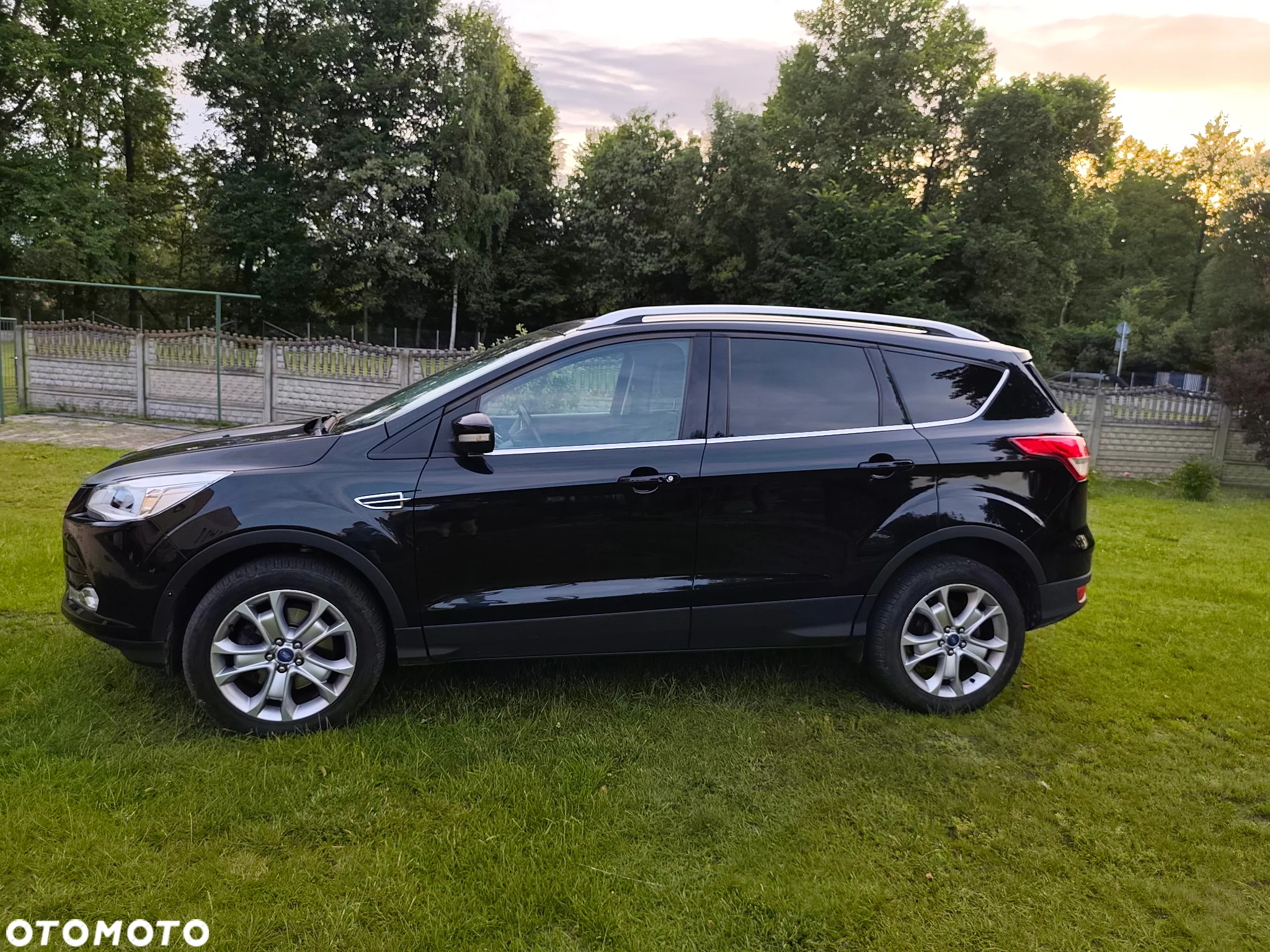 Ford Kuga - 4