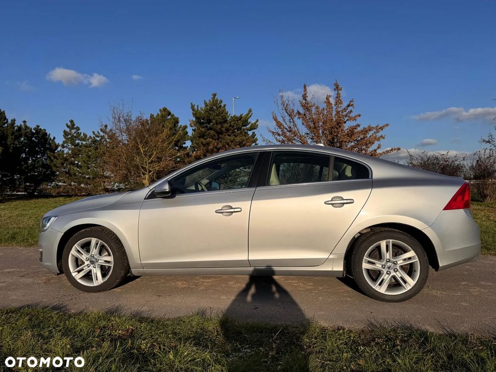 Volvo S60 T5 Geartronic Momentum - 4