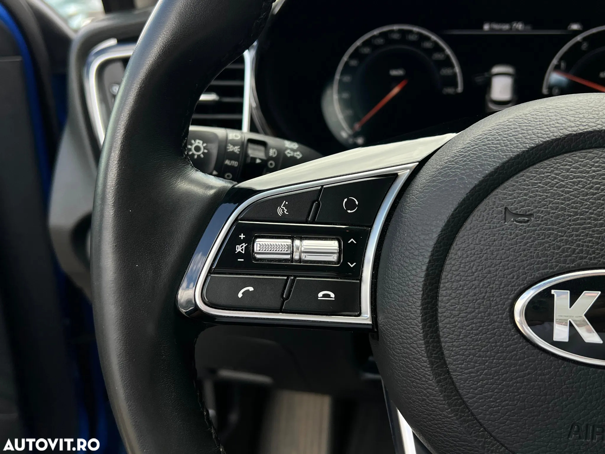 Kia XCeed 1.4 T-GDI 7DCT Style+ - 18