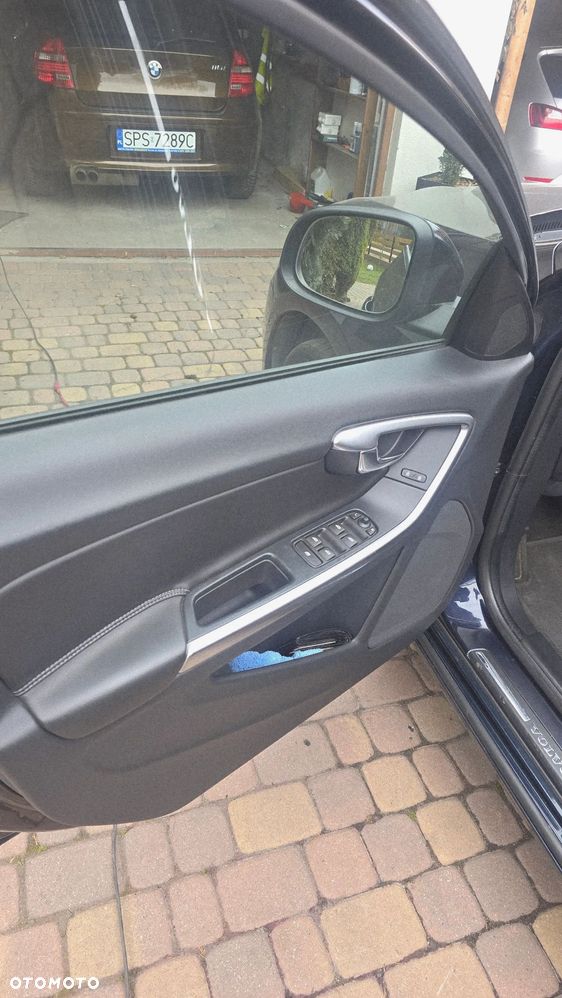 Volvo V60 D2 Ocean Race - 15