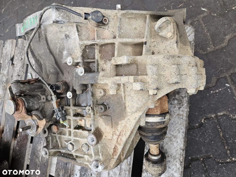 Kia Ceed II 2 Hyundai I30 1.6 CRDI skrzynia biegów  WBJ6-C - 5