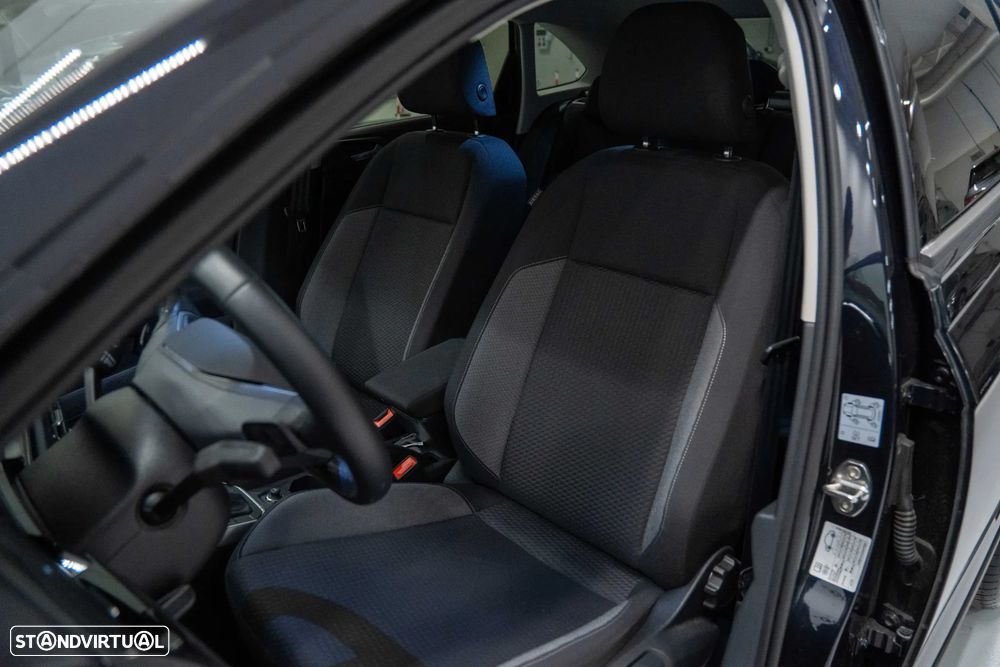VW Taigo 1.0 TSI Urban DSG - 13