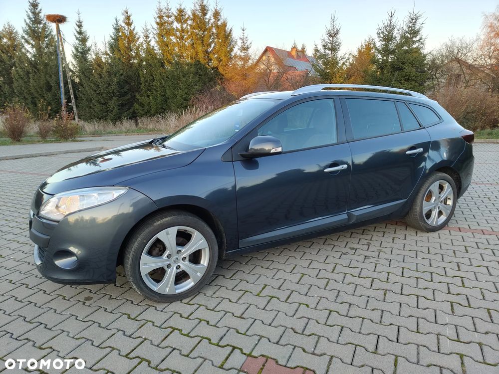 Renault Megane TCe 130 Dynamique - 4