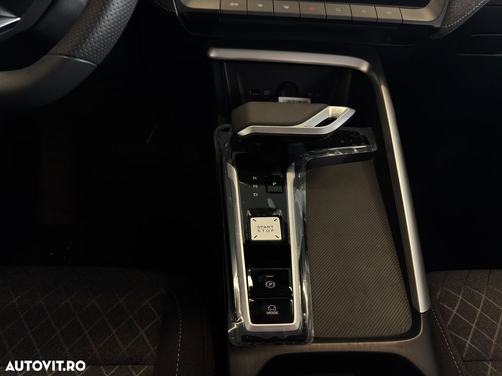 MG ZS HEV 1.5 GSI AT Explore - 8