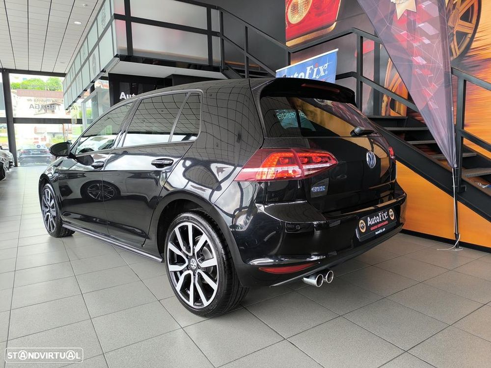 VW Golf 1.4 GTE Plug-In-Hybrid DSG - 4