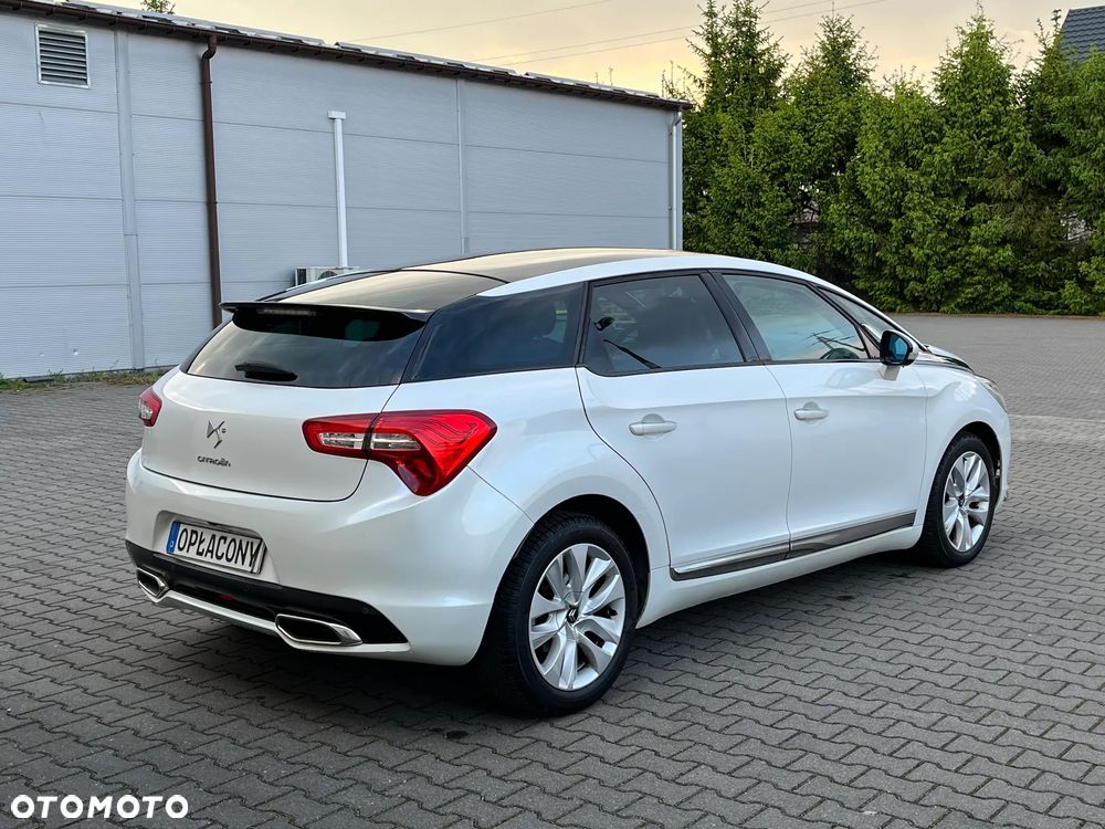Citroën DS5 HDi 165 SportChic - 14