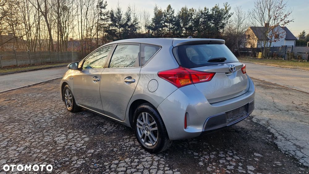 Toyota Auris - 5