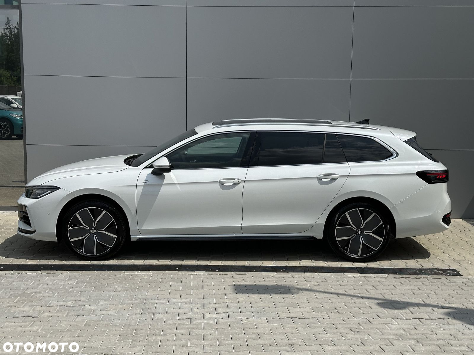 Volkswagen Passat - 6