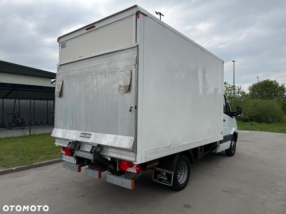 Mercedes-Benz Sprinter - 5