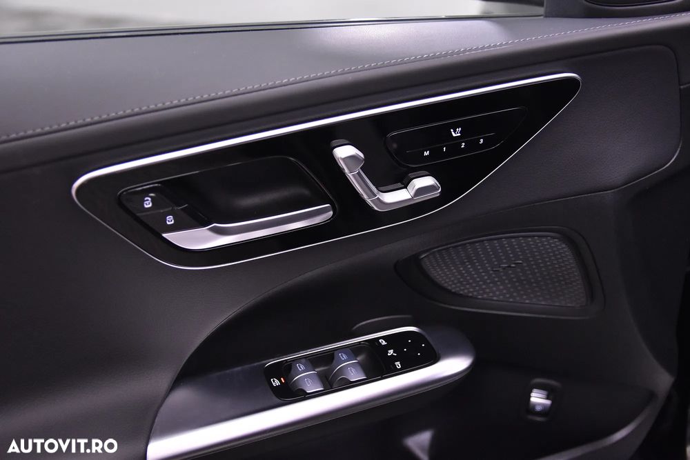 Mercedes-Benz C 300 d MHEV 4MATIC - 15