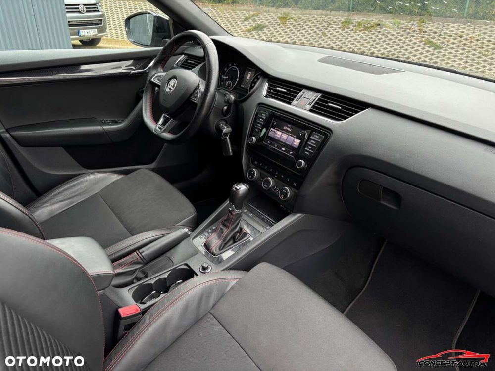 Skoda Octavia 2.0 TSI RS DSG - 22