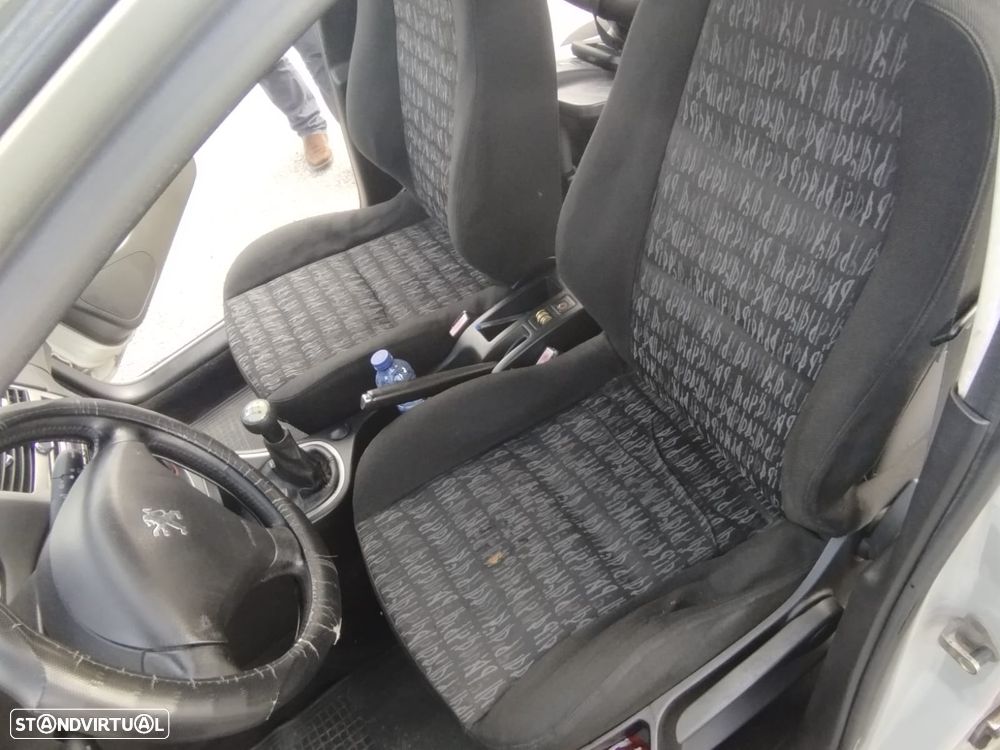 Peugeot 307 - 17