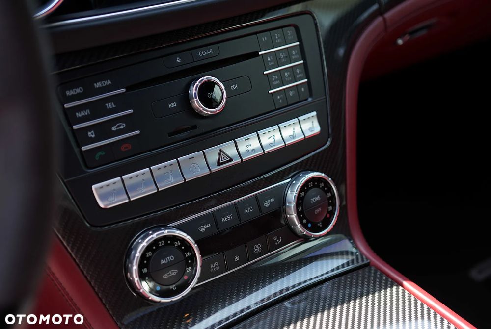 Mercedes-Benz SL - 17