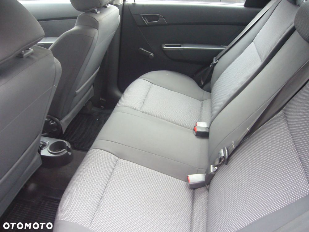 Chevrolet Aveo 1.2 16V Base+ / Classic+ - 13