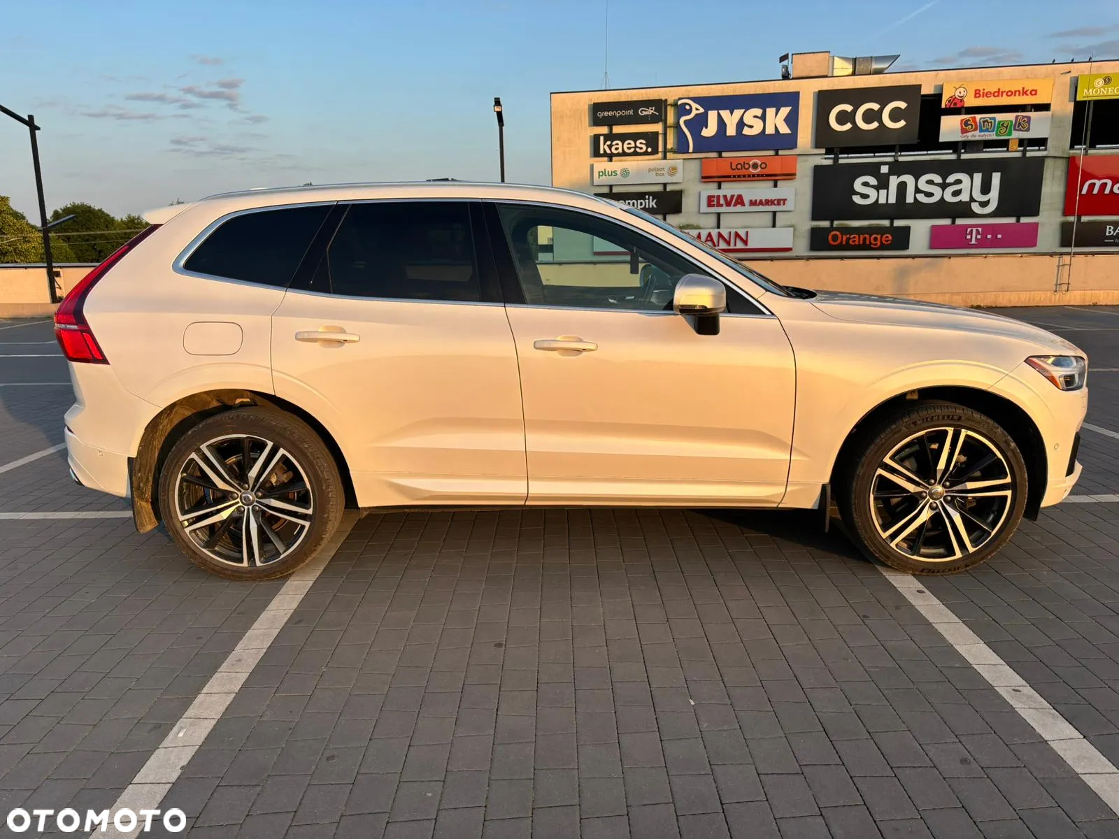 Volvo XC 60 T6 AWD Geartronic RDesign - 5
