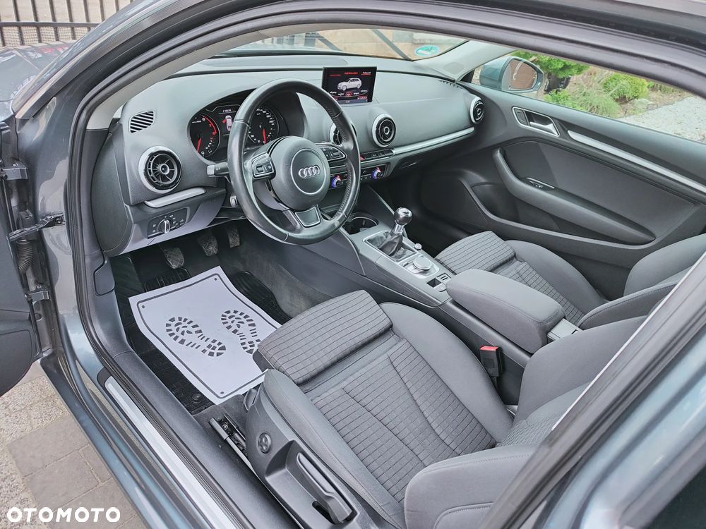 Audi A3 3-drzwiowe 1.4 TFSI S line Sportpaket - 29