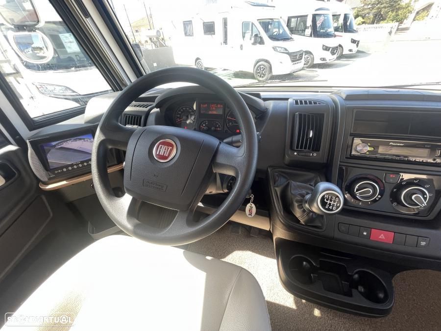 Pilote Galaxy G 740 cama central e basculante - 18