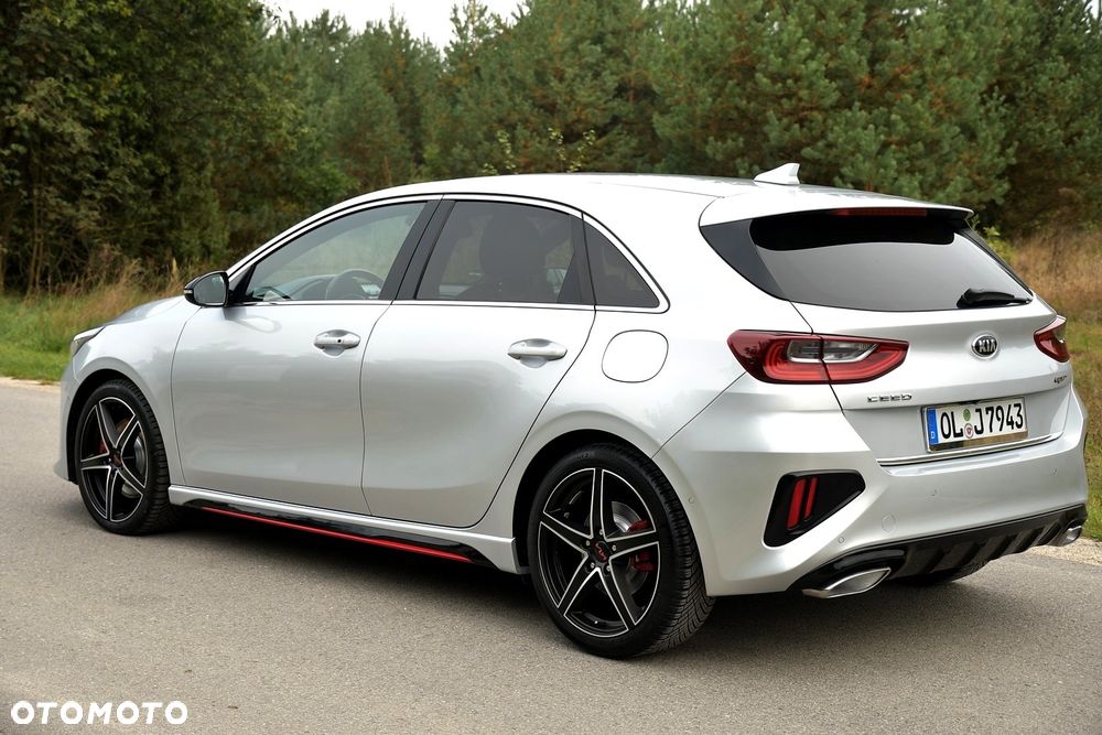 Kia Ceed - 37