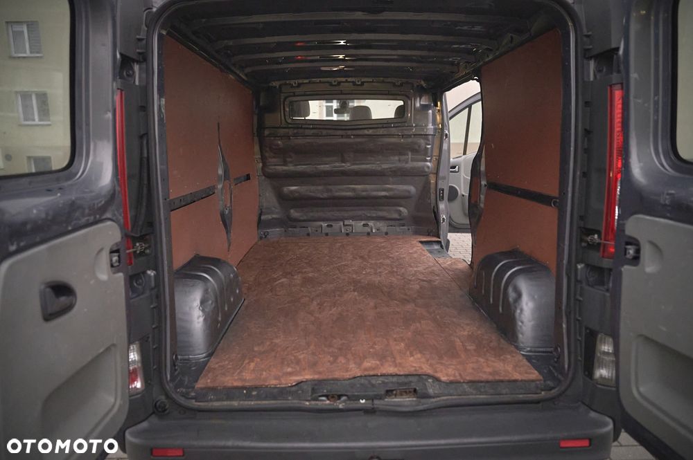 Opel Vivaro - 35
