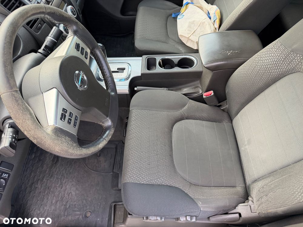 Nissan Navara DPF Autm Platinum - 11