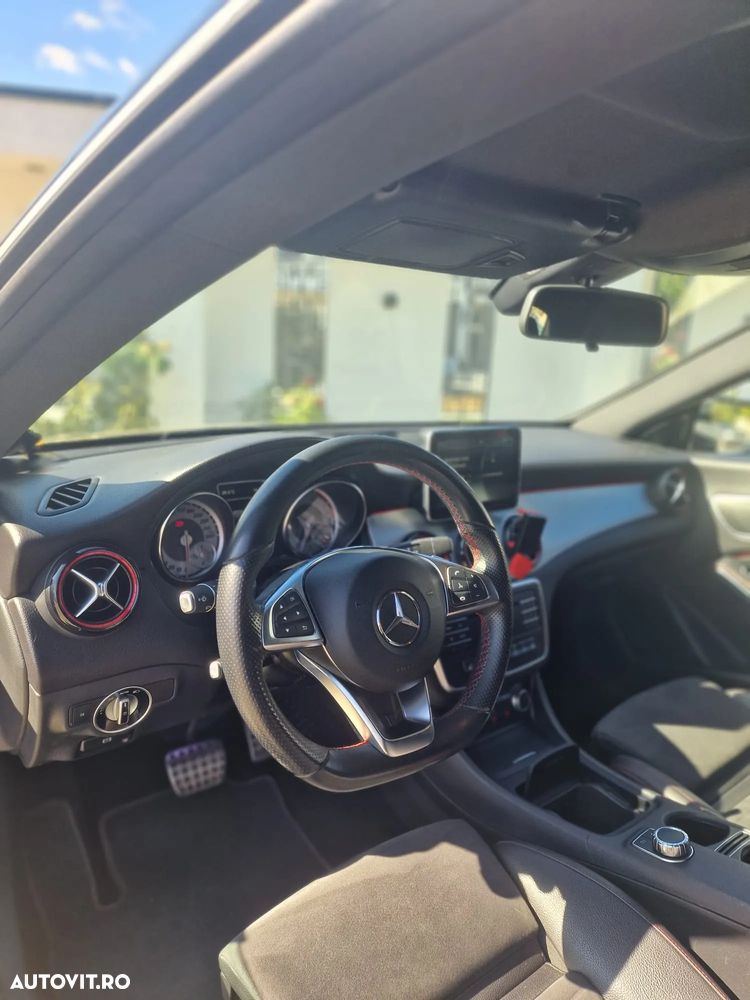 Mercedes-Benz CLA 250 Aut. - 14