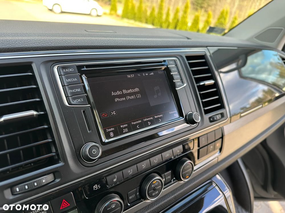 Volkswagen Multivan 2.0 BiTDI L2 Comfortline 4Motion DSG - 23