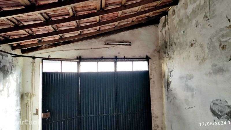 Garagem e Terreno - Grande imagem: 3/10