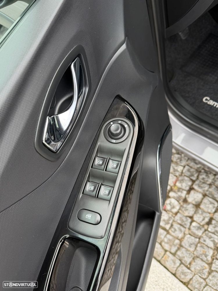 Renault Captur 1.5 dCi Exclusive - 28