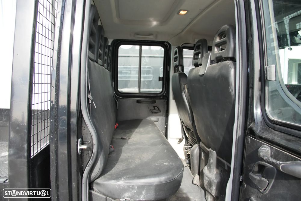 Iveco Daily Automática 7Lugares 2.3td HI-Matic 160cv 35-160 - 11