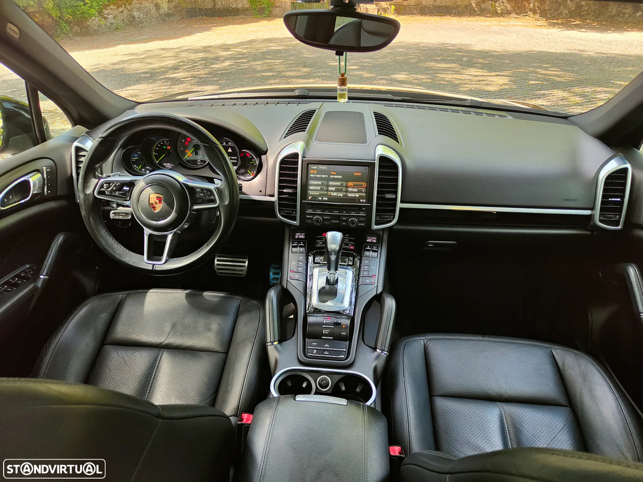 Porsche Cayenne S Hybrid - 8