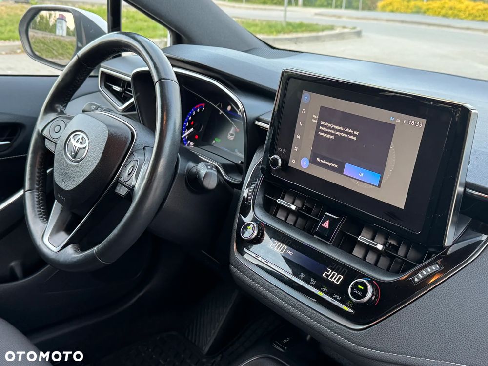 Toyota Corolla 1.8 Hybrid Comfort - 38