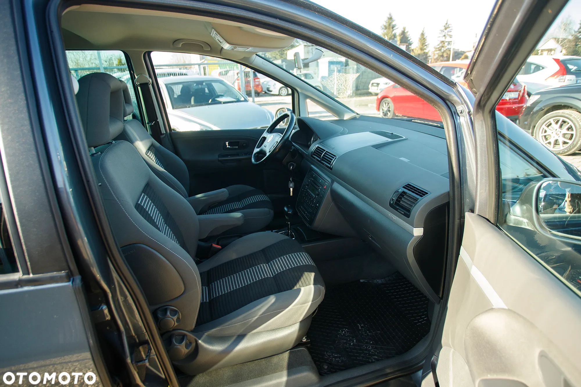 Volkswagen Sharan 1.8 5V Turbo Automatik Highline - 31
