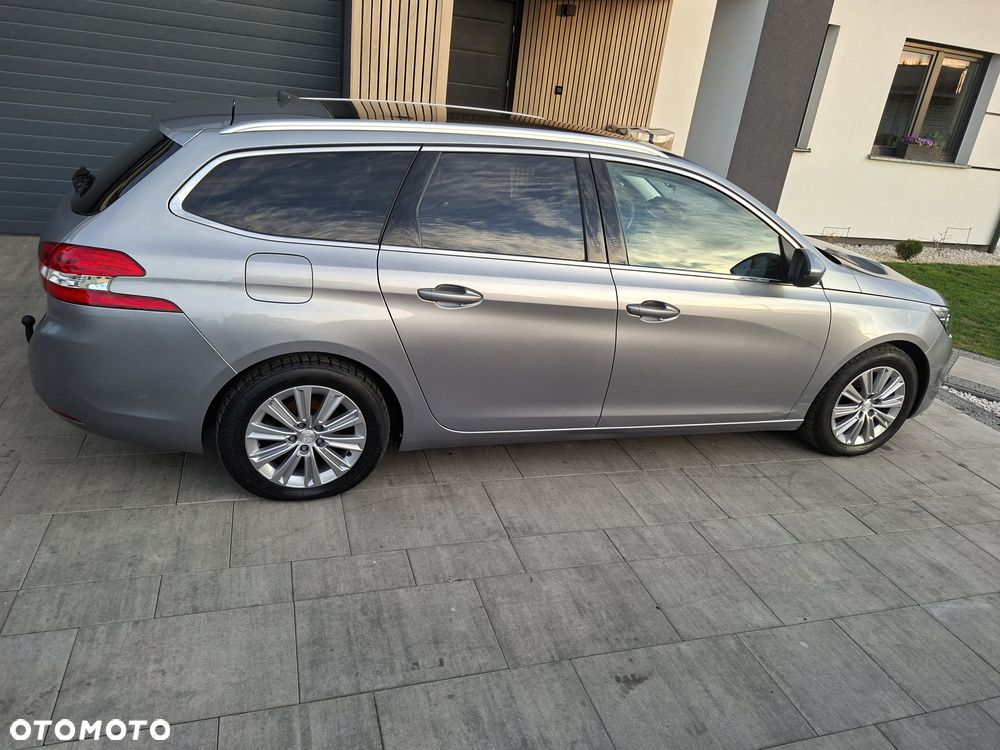 Peugeot 308 1.6 BlueHDi Allure S&S - 5