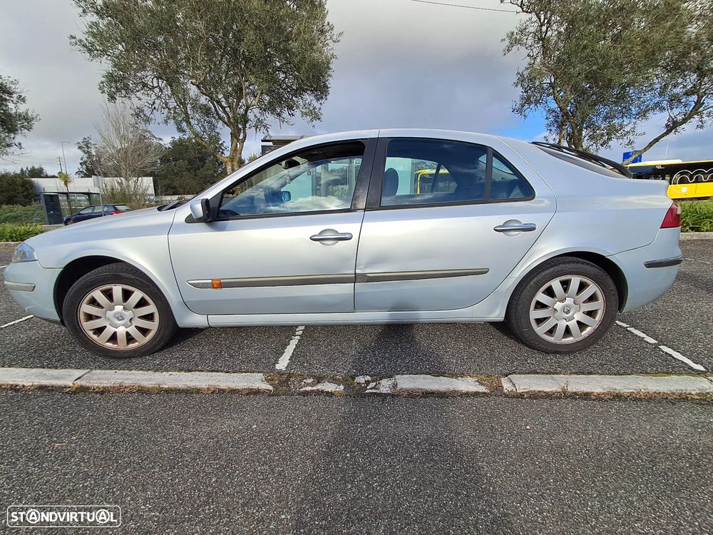 Renault Laguna 1.9 dCi Privilège - 6