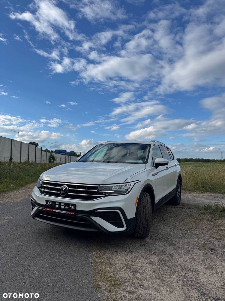 Volkswagen Tiguan - 2