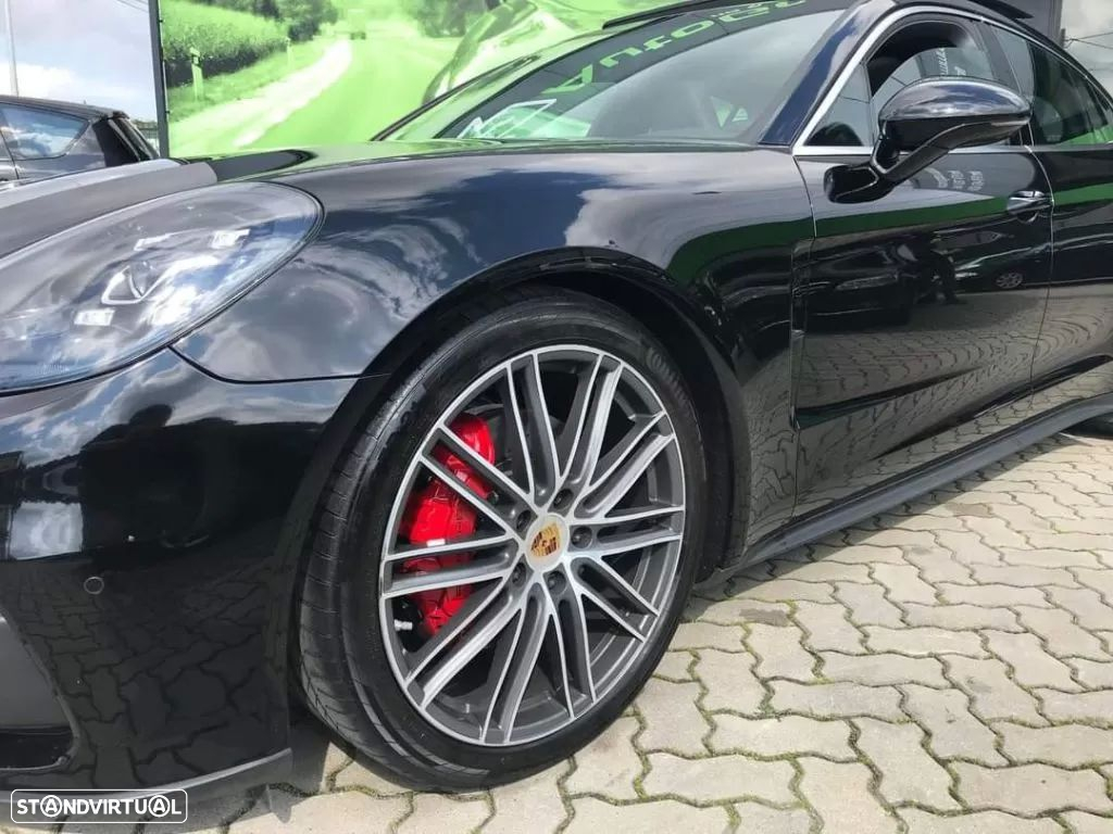 Porsche Panamera 4 S - 6
