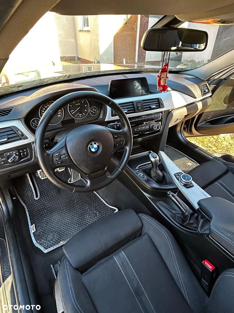 BMW Seria 3 320d - 10