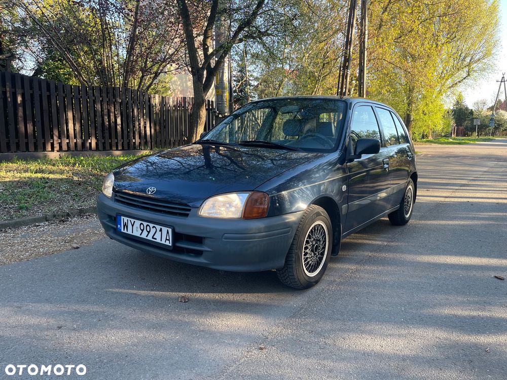 Toyota Starlet 1.4 XLi - 3
