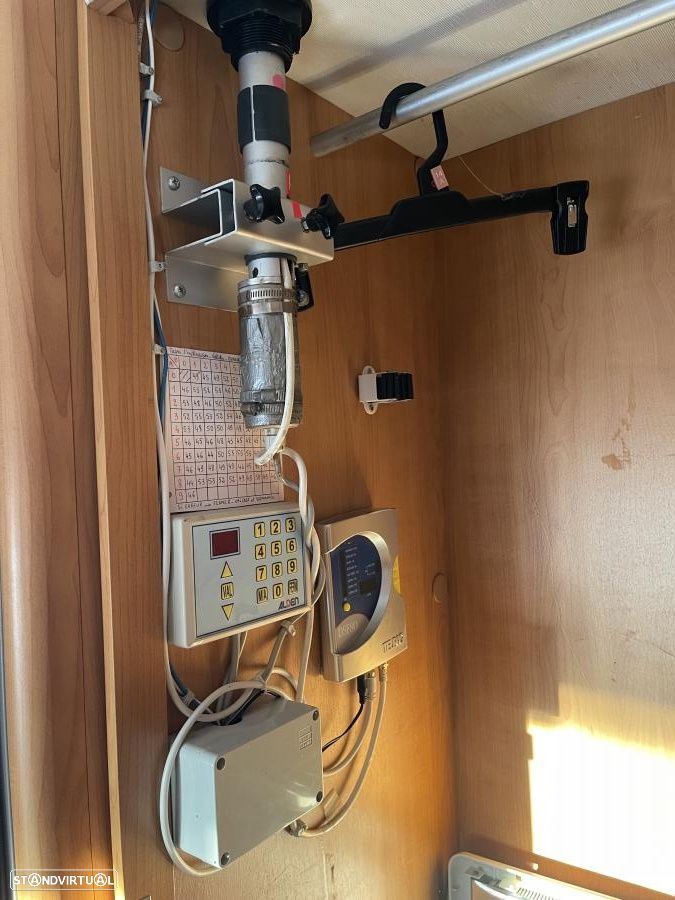 Fleurette Le Grebe Chassis Alko cama francesa - 34