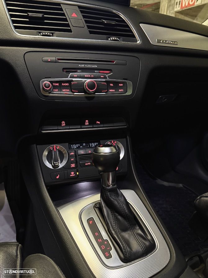 Audi Q3 2.0 TDI quattro S-tronic - 9