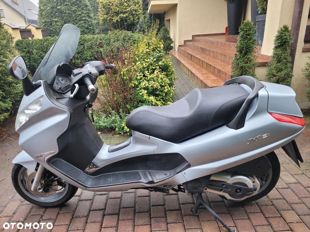 Piaggio X8 - 23