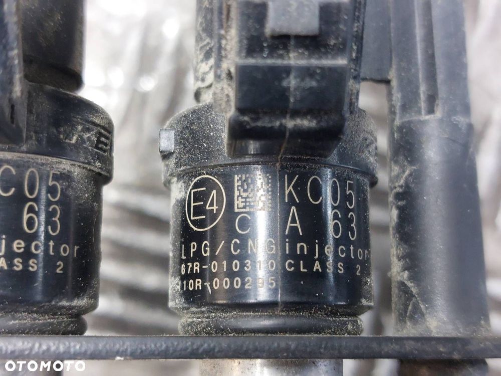LISTWA WTRYSKOWA GAZU CNG VOLVO V70 III 2.0 T5 67R-010310 KEIHIN KC05 - 4