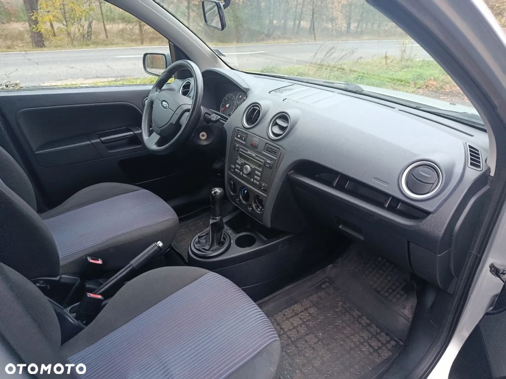 Ford Fusion 1.4 Ambiente - 18